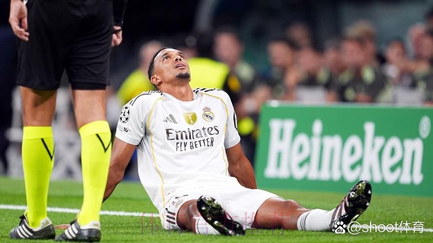 跟队:阿诺德左腿筋受伤 将在未来几天内接受检查 跟队:阿诺德左腿筋受伤 将在未来几天内接受检查